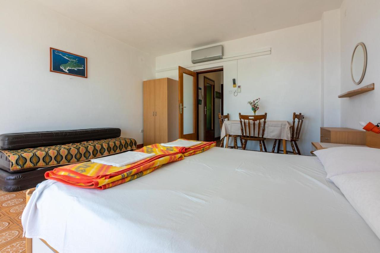 Apartments Laura Dramalj Zewnętrze zdjęcie